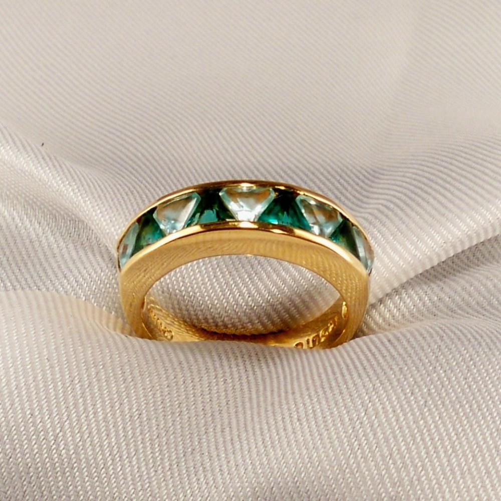 NEW Vintage Suzanne Somers Green & Aquamarine Cubic Zirconias Gold Ring